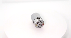 สต๊อกกรุงเทพRS 550 21V 29800RPM มอเตอร์เลื่อยยนต์ มอเตอร์เลื่อยไฟฟ้า DC มอเตอร์ 8.2 มม. 12 ฟันเกียร์ไมโครมอเตอร์ ลิเธียมเลื่อยไฟฟ้ามอเตอร์สำหรับมินิเลื่อย