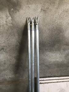 Gậy lấy quần áo trên cao có thể rút gọn được