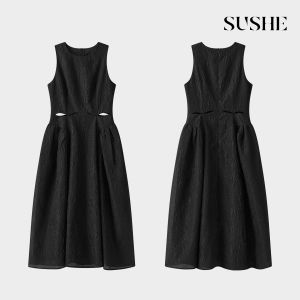 SUSHE | Vintage Audrey Style Embossed Jacquard Black Slimming Umbrella Dress