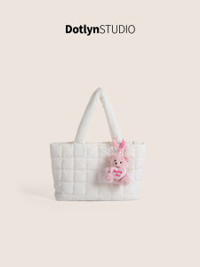 กระเป๋าผ้าฝ้ายทรงถังใส่ของใช้ลำลองขนาดใหญ่ Dotlyn กระเป๋าถือผ้าฝ้ายสีพื้นสำหรับผู้หญิง ปิดด้วยแม่เหล็ก กระเป๋าสะพายไหล่แบบอเนกประสงค์