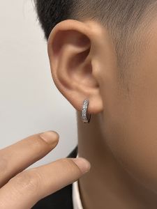 Jackson Wang Same Style Earrings Men Hip Hop Cool Easiest for Match Titanium Steel Full Diamond Ear Ring Fancy Pu Shuaigao Street Men Ear Clip