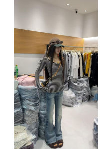 Áo Thun Nữ Tay Dài Cổ Chữ V Kẻ Sọc Màu Tương Phản Phong Cách Mỹ Áo Thun Nữ Mùa Thu Thiết Kế Bó Sát Phong Cách Hàn Quốc