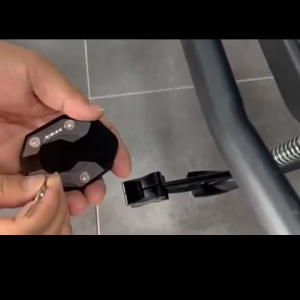 ตีนเป็ด wave click adv msx forza xmax mt15 pcx mslaz cbr150 dream sparx งาน CNC แผ่นรองขาตั้งเดี่ยว