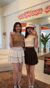 Goodlucky (Tuilip) เสื้อแขนปีน มีดีเทลกระเป๋าหน้า ทรงมินิมอล