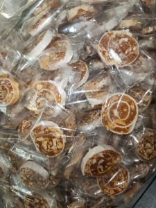 Kẹo khóm cuộn dừa non chua ngọt 1kg