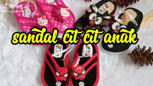 Sandal Jepit Baby Bunyi Cit Cit Labubu Terbaru 0-18 Bulan