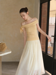 XXNING | Áo Thun Ôm Body Cổ Pháp Nơ