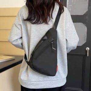 EERSHENSHI กระเป๋าคาดอกคุณภาพสูงแฟชั่นไนลอนที่เรียบง่ายกระเป๋าสะพายไหล่สะพายข้างน้ำหนักเบาดีไซน์อเนกประสงค์แมทช์ลุคง่าย