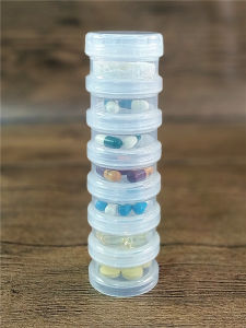 Small Medicine Box 7-Day Medicine Box Portable Travel Medicine Sub-Packing Medicine Storage Box Large Capacity Transparent Medicine Powder Box