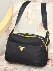 Oxford Cloth Nylon Crossbody Bag Simple Versatile Mom Style Single Shoulder Bag Lightweight Multi-layer Waterproof Bag for Middle-aged Women