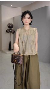 Stylish and Versatile Lightweight Short Sleeve Shirt