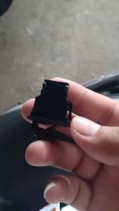 สวิทช์สตาร์ท สวิทซ์สตาร์ทมือสวิทซ์สตาร์ทมือ สวิทปุ่มสตาร์ท ปุ่มสวิตซ์สตาร์ทมอเตอร์ไซต์ wave110i w125i 2012 ปลาวาฬ scoopy i zoomer x click125i pcx150 ABS แข็งแรงและทนทาน กันน้ำ สำหรับ 1 ชิ้น สามารถใส่ได้ด้วยตนเอง W110i รถมอไซค์ ใส่แล้วใช้ได้ทันที