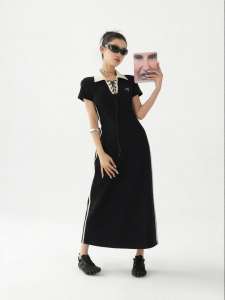 NEZAVISIY | Color Blocking Youthful A-line Waist Cinching Polo Neck Long Dress with Three Stripes