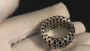 Cincin Sarang Lebah / Mens Retro Hollow Honeycomb Lucky Ring / Cincin Beongga Rapat / Cincin Good Art Hlwyd Adjustable /  Cincin Berlubang Unik Keren tebal / Cincin Pria Wanita Punk Retro Vintage Hip Hp Biker Ring