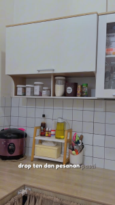 PIRA METROPOLIS OX -  ARUNA KC WU80F RB Rak Dapur / Rak Gantung Dapur / Kitchen Set Atas 2 Pintu Flip dengan Rak Bumbu