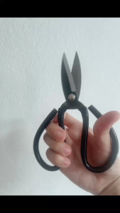 Kéo Cắt Cá Cắt Da Dày Siêu Bén - Kéo Thép Cacbon Cao Cấp Rèn Thủ Công Đa Năng Cho Nhà Bếp & Gia Đình( dài 16cm)