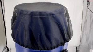 ฝาครอบถังน้ำฝนพร้อมเชือกผูก - ตาข่ายโพลีเอสเตอร์ทนทานสำหรับป้องกันใบไม้และเศษซาก เหมาะสำหรับสวน หญ้า & พื้นที่กลางแจ้ง ฝาครอบถังน้ำฝนสำหรับป