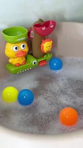 Oldlaiben ของเล่นในห้องน้ำ Bath Toys เป็ดน่ารัก สวนน้ำแสนสนุก ถ้วยดูดหมุนสนุก จะฉีดพ่นน้ำ ของเล่นในห้องน้ำ ของเล่นเด็ก