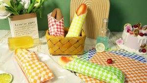100pcs Kertas Burger 30cmx30cm Food Wrapper Kertas Alas Roti Motif Catur Kertas Bungkus Greaseproof