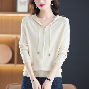 Fashionable Ladies Hooded Knitwear Short Outerwear Early Autumn 2025 New Spring Autumn Thin Knitted Open Cardigan Top