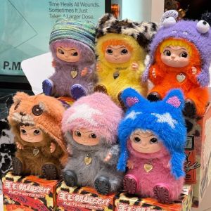 Bandai | Wakuku Fuzzy Trendy Action Figure Blind Box - Cute Mystery Doll Pendant Bag Surprise Party Gift