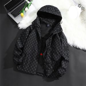 NY NYC กางเกงบ็อกเซอร์ผู้ชาย ฤดูใบไม้ผลิและฤดูใบไม้ร่วง ผู้ชายและผู้หญิง วัสดุกันน้ำ กันลม แจ็คเก็ตแบบถอดได้ แจ็คเก็ตแบบมีฮู้ด ลาย B คู่รัก