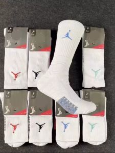 Thickened Basketball Socks 2.0 Mens High Top Sports Socks Shock Absorption Towel Bottom Professional Elite Long Tube Socks