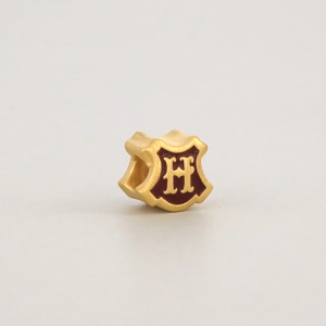Chow Sang Sang 周生生 999 Gold Harry Potter Hogwarts School Charm for Women & Men 92753C (Bracelet Not Included)