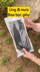 Ủng Đi Mưa Bọc Giày Đi Mưa Cổ Cao Màu ĐenĐế Cao Su Chống Trơn Trượt Cao Chất Liệu Nhựa PVC Cao Cấp