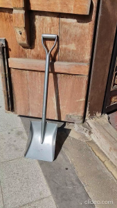 Thick Plate Steel shovels round and square garden shovel industrial construction spade landscape farm