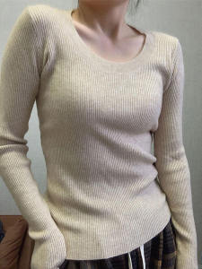 French Vintage Low round Neck Knitted Base Shirt Womens Spring High-End Slimming Long Sleeve U-Neck Top Fashionable Inner Wear