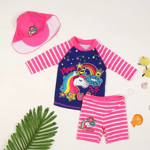 Đồ bơi bé gái tay dài áo đi bơi đi biển cho bé gái màu hồng 3 món hoạ tiết pony kèm mũ che nắng QC cao cấp