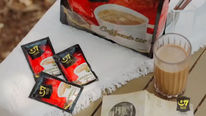 Trung Nguyên Legend - Cà phê sữa hòa tan G7 3in1 - Bịch 800g 50 sticks x 16gr (gói vuông) - AZAGO