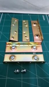 เหล็กสับเตียง เหล็กตะขอเตียง ขนาด 6 นิ้ว ชุบซิ้งค์สีรุ้งกันสนิมอย่างดี เหล็กยึดเตียง เหล็กตะขอยึดเตียง เหล็กสับยึดเตียง 4 ด้าน 4 มุม พร้อมส่งทันที