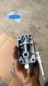 chia hơi hộp số 5 cửa SORL van chuyển tầng howo đông phong chenglong chia hơi 70030/0A10S theo xe