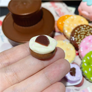 Artificial Three-Dimensional Pig Hamburger Snoopy Cake Biscuit Cloud Macaron Candy Toy Miniature Model Decoration DIY