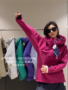 Outdoor Mens Softshell Jacket Volcanic Rock Warm Fleece Hooded Coat Anti-Tear Waterproof Breathable Autumn Winter Clothes