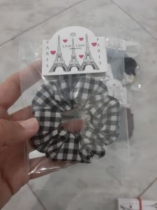 Rahmad Jayaa / Ikat Rambut Murah / Scrunchie Murah / Scrunchie Handmade / Ikat Rambut Aesthetic / Ikat Rambut Korea