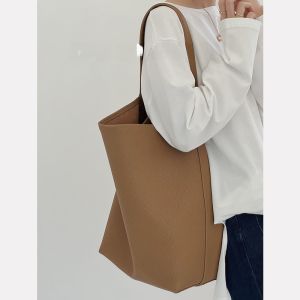 jpj | Large Capacity Leather Tote Bag Women Commuter Bucket Single Shoulder Fashion Trend Casual Style Soft Handle Pure Color Bag