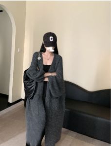 Áo Len Cardigan Dài Tay Rộng Rãi Cổ Chữ V Chất Liệu Lông Cừu Dáng Rộng Dài Đến Đầu Gối Phong Cách Hàn Quốc Mùa Thu