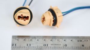 Aksesoris Lampu PNP & Socket Fitting T20: Panduan Lengkap