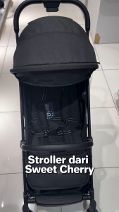 Sweet Cherry Lightweight Auto-Fold Compact Baby Stroller Q8 Roma Stroller (Newborn up to 22kg)