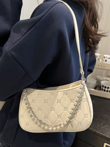 กระเป๋าสะพายข้างผู้หญิงสีชมพู กระเป๋าสะพายข้างแบบลำลอง สายโซ่โลหะปม กระเป๋าใต้วงแขน กระเป๋าสะพายข้างแบบสะพายไหล่เดี่ยว