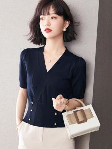 Spring Fashion French High End V-Neck Waist-Cinching Knitted T-Shirt