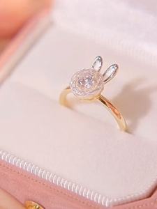 Adorable Rotating Rabbit Ring for Girls Childrens Jewelry Student Female Baby Fashion Accessory Best Friend Ring Alloy Gemstone