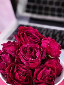 EFUTON TEA | Dried Dark Red Rose Loose Tea 3 Cans