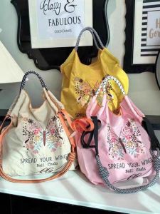 New 2025 Japanese Style Embroidered Nylon Travel Bag Womens Crossbody Handbag Eco-friendly Shopping Bag Chain Detail