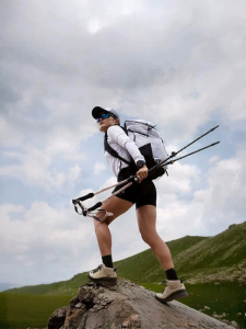 NATUREHIKE | Carbon Fiber Lightweight Extendable Hiking Stick
