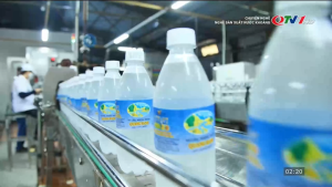 Thùng 20 chai nước khoáng mặn Quang Hanh 500ml - Khoáng Công Đoàn Quảng Ninh tốt cho dạ dày tiêu hoá đầy hơi say nắng