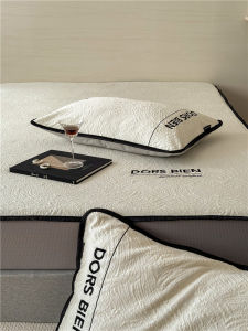 Soft Cool Feeling 3D High Molecular Embossed Ice Silk Bedding Set Air Conditioning Quilt Cover Universal Modern Style Foldable